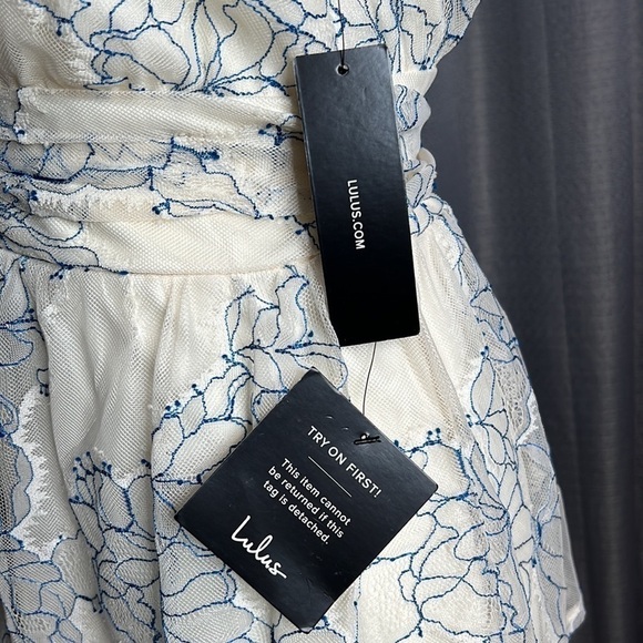 LULU’S CREAM & BLUE LAYERED V NECK SUNDRESS SMALL New - Picture 8 of 12
